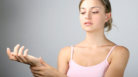 patient requiring carpal tunnel syndrome treatment in Novato