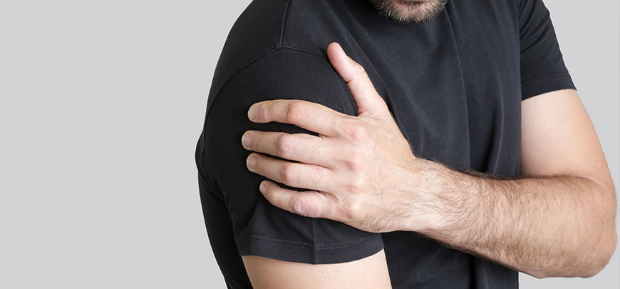 patient needing frozen shoulder treatment in Novato