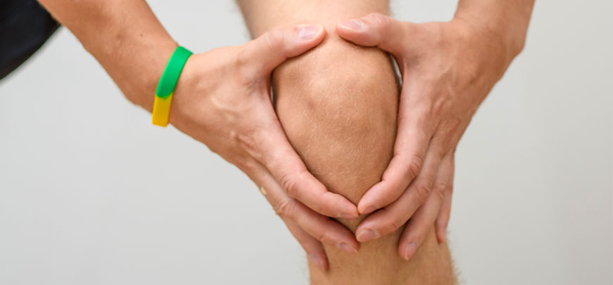 patient needing jumpers knee treatment in Novato