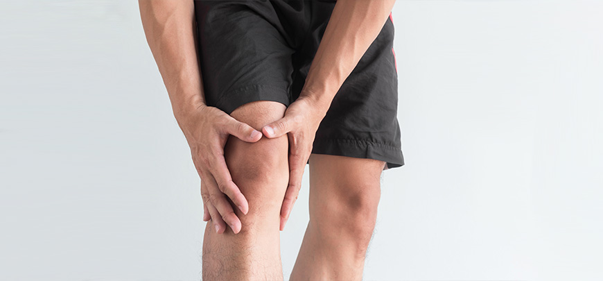 patient needing knee pain treatment in Novato