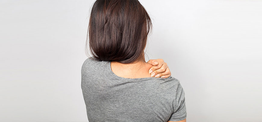 patient needing shoulder pain treatment in Novato